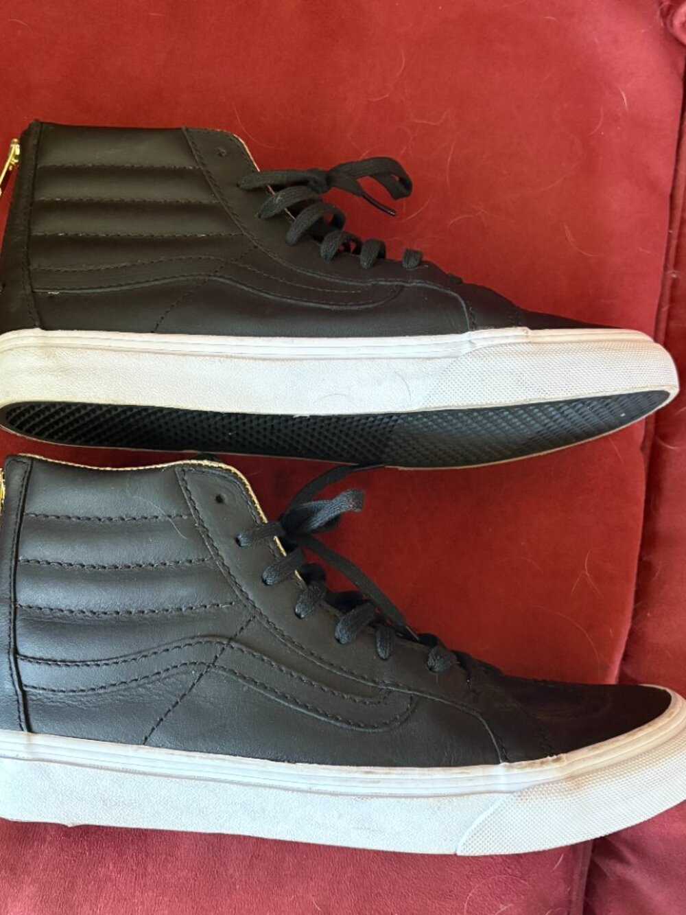 High-top Women’s Vans Black  w/ Gold Zipper - Size  Womens 9, Mens 7.5 - Picture 11 of 12